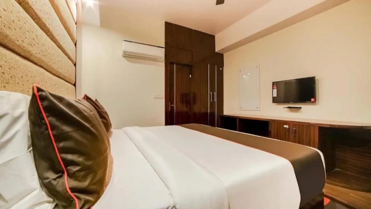 Hotel Olive Zone Near Delhi Airport New Delhi