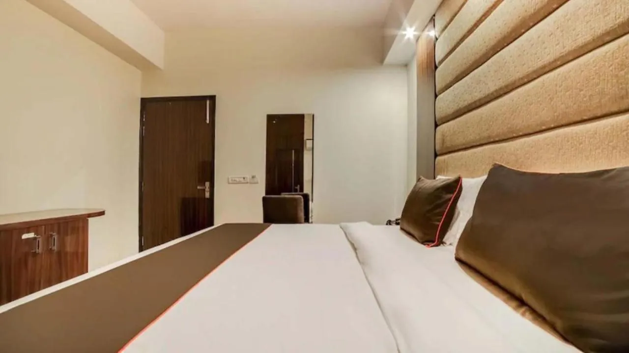 Hotel Olive Zone Near Delhi Airport New Delhi